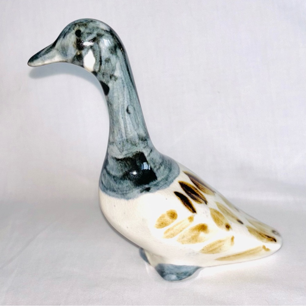 Vintage Stu Thompson Pottery Canada Goose 1980s Canadian Artist